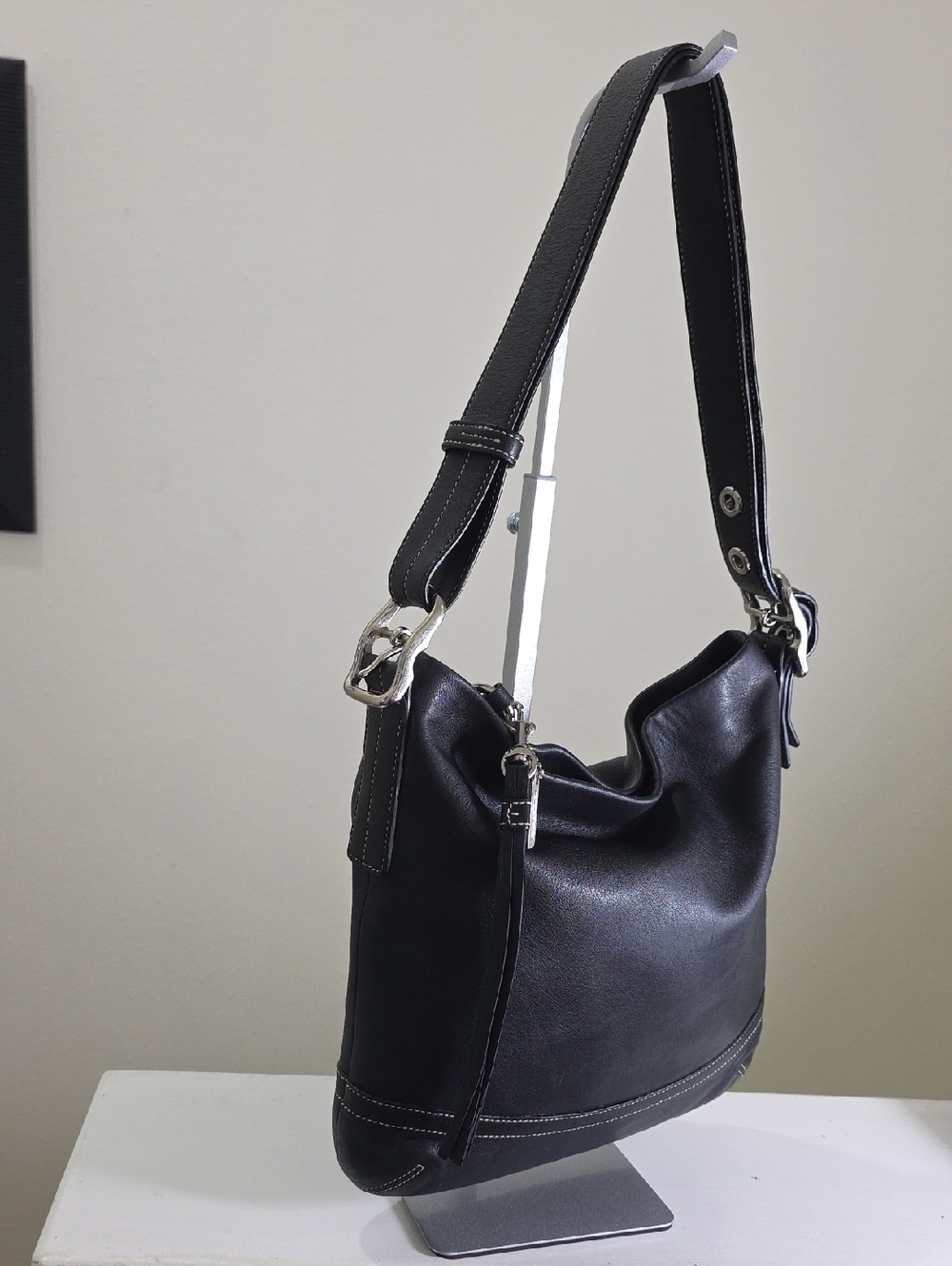 COACH 1415 Vintage 2004 Legacy Slim Black/Silver Smooth Leather Crossbody EUC - Picture 3 of 17